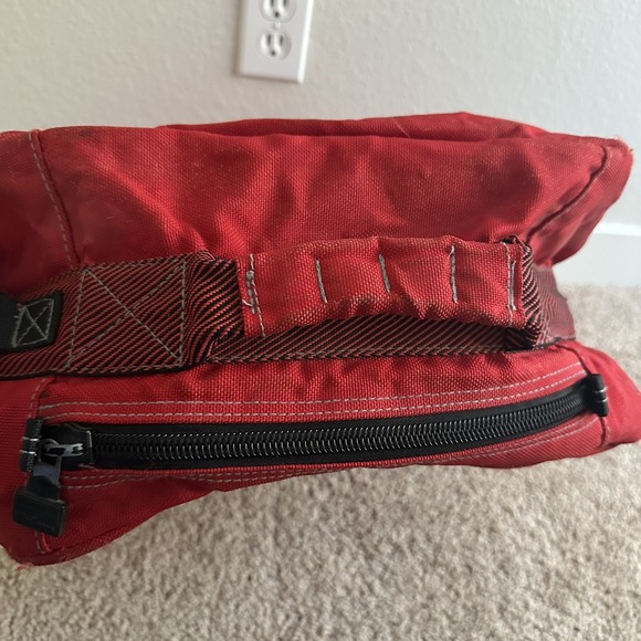Vtg MARLBORO Adventure Team‎ Camping Hiking Backpack Large Bag Red Travel - Picture 4 of 10